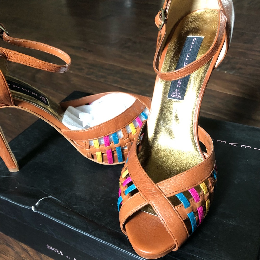 Steve Madden pumps